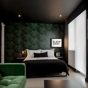 Kip Hotell London